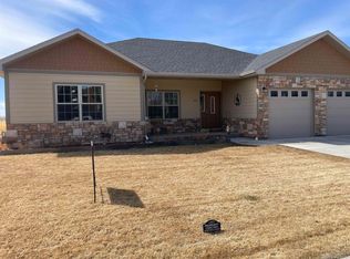 2634 Overland Rd, Laramie, WY 82070