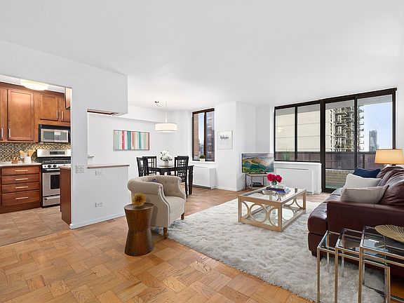 2nd image of 311 E 38th St APT 28C