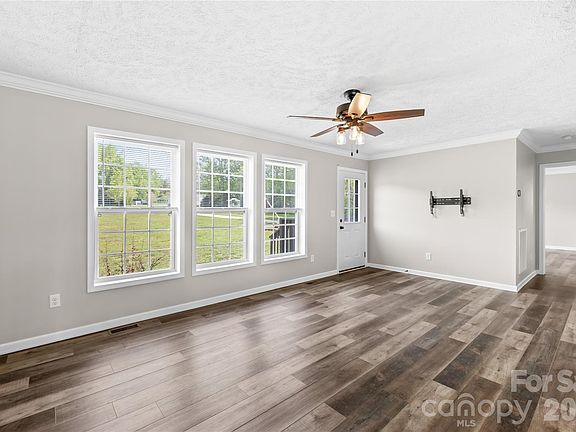3rd image of 350 Little Creek Dr
