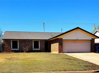 137 Czech Hall Pl, Yukon, OK 73099