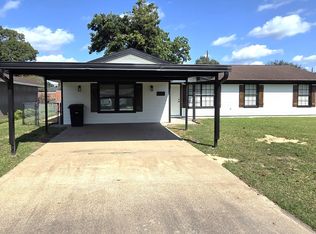 407 S 5th St, Nederland, TX 77627