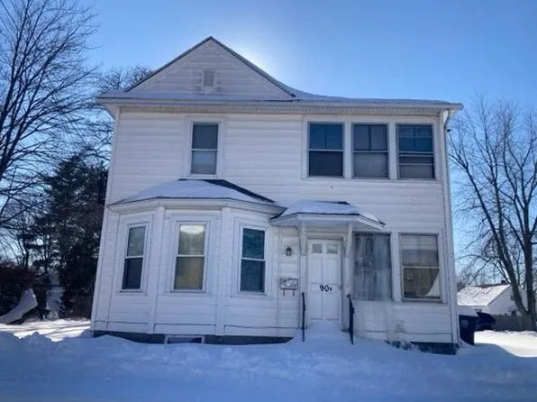 90 Lake St, Nashua, NH 03060