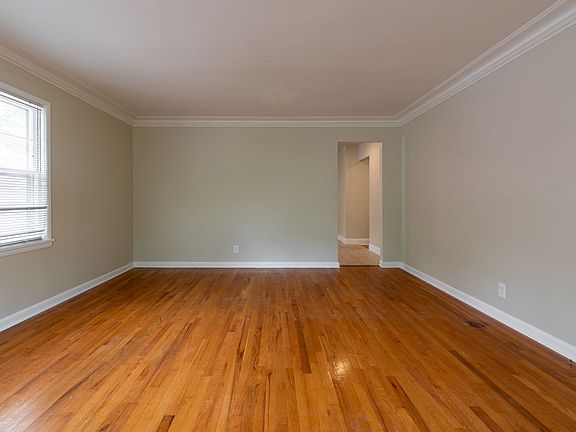 4th image of 426 E Cozy St