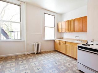 209 Kingsland Ave APT 2R, Brooklyn, NY 11222