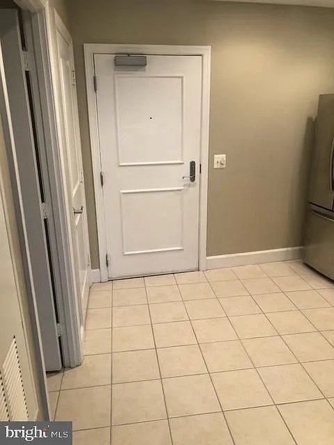 1 bed, 1.0 bath, 702 sqft, $1,990 — Photo 4