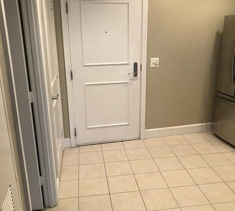 4th image of 3600 Glebe Rd #425