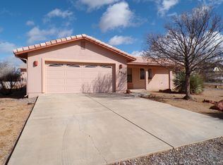 10800 E Sundance Ln, Cornville, AZ 86325