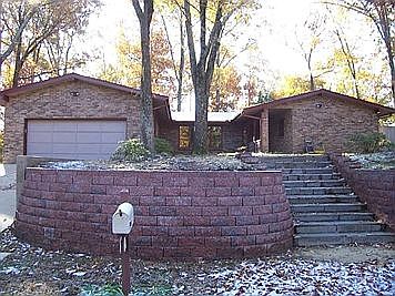 1st image of 9685 Green Spruce Dr