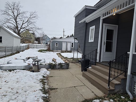 2nd image of 724 N Evans St #A