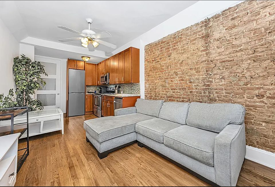 1st image of 129 W 56th St APT 2R