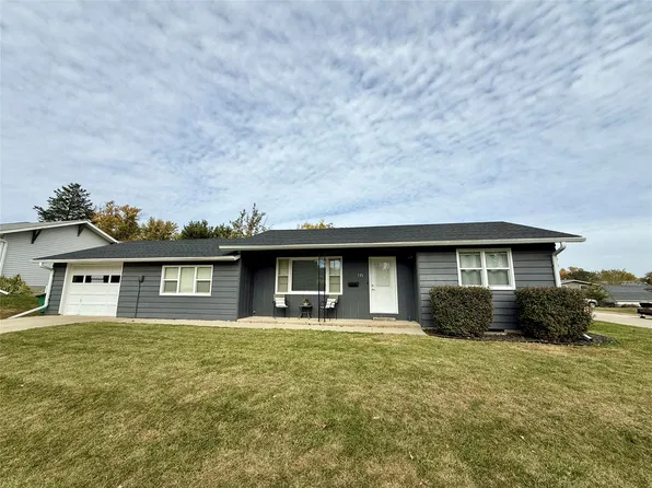 721 E High St, Winterset, IA 50273