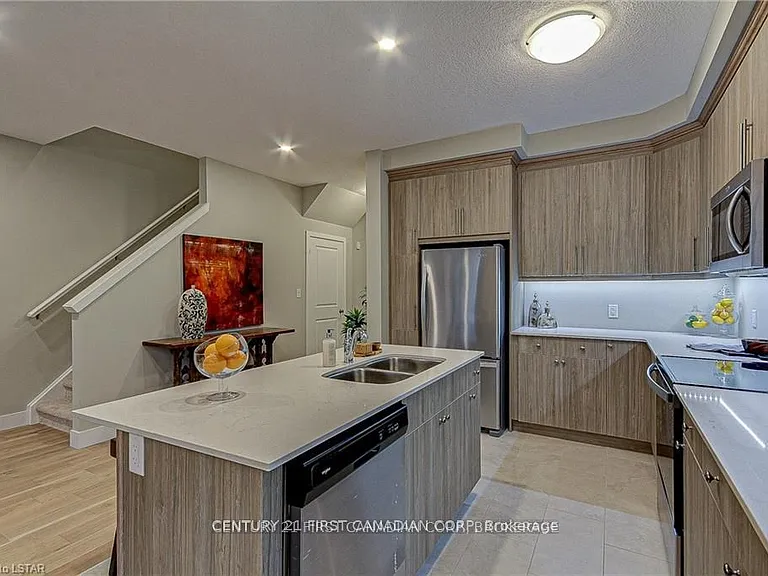 177 Edgevalley Rd #88 — Photo 12