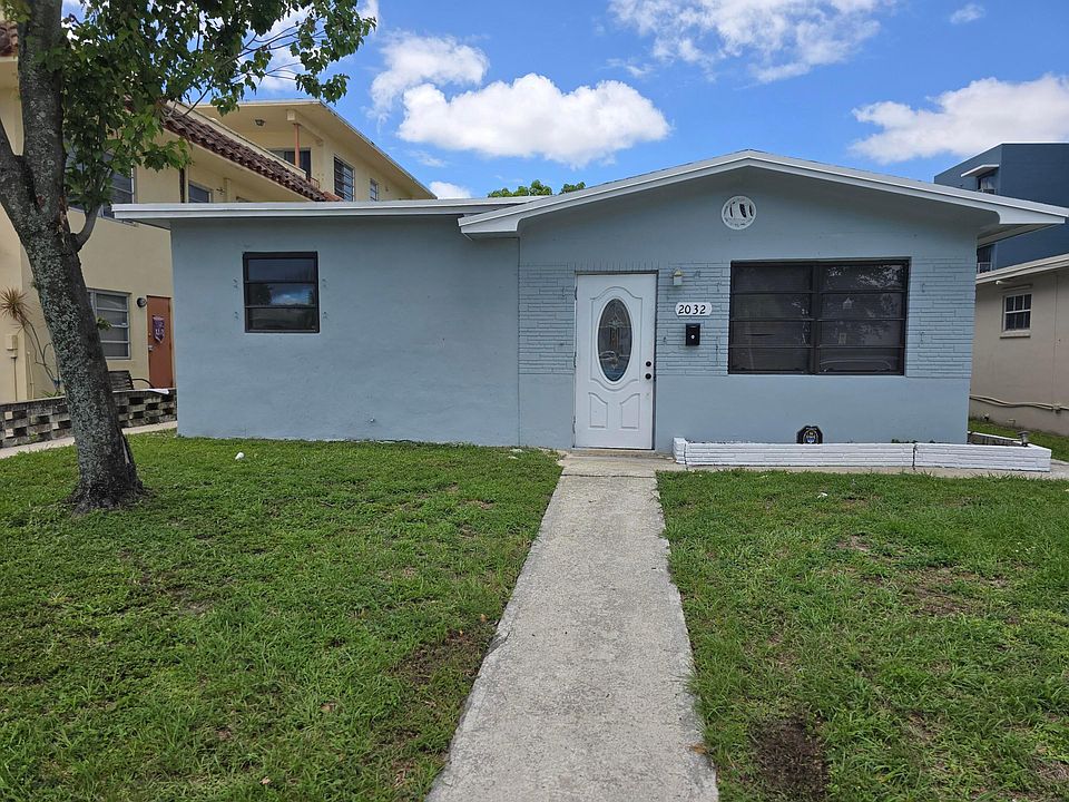 1st image of 2032 Fillmore Street