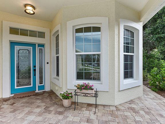 3rd image of 704 Blue Seas Ct