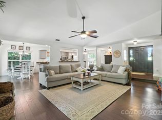 11419 Vista Haven Dr, Charlotte, NC 28226