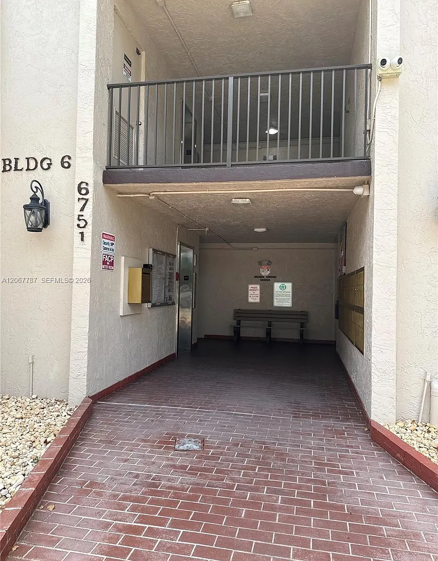 Concord Village Condomini — Photo 2