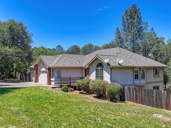 3rd image of 10767 Joeger Rd