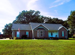 11185 New Cut Off Rd, Bon Aqua, TN 37025