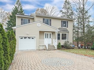 2 Jefferson Ave #1, Lake Hiawatha, NJ 07034