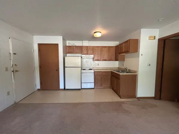 2714 Wayne, 2714 Wayne Ave APT 7, Iowa City, IA 52240