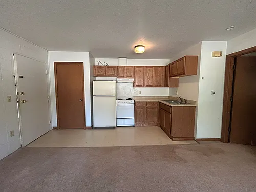 2714 Wayne Ave Photo 1