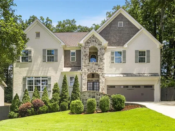 2658 Cove Cir NE, Atlanta, GA 30319