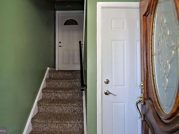 4th image of 10901 Nandina Ct