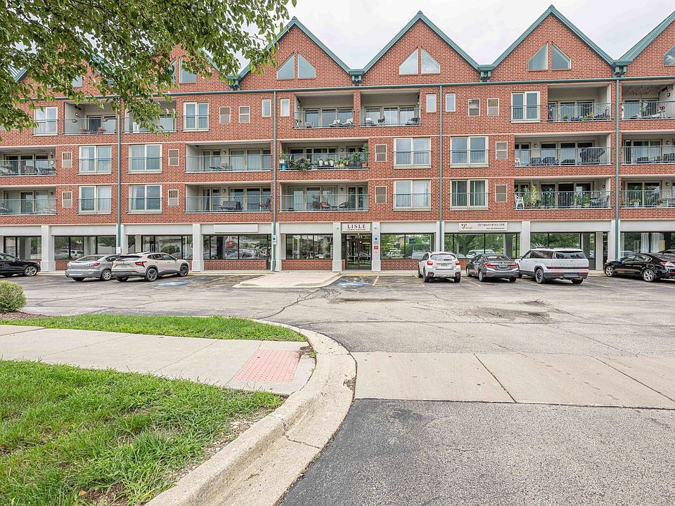 1st image of 1111 Burlington Ave Unit 422