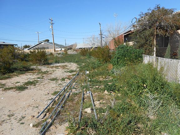 5th image of 081-103-09 W Hughes Ave
