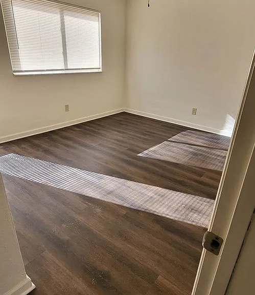 Yorktowne Apartments — Photo 55