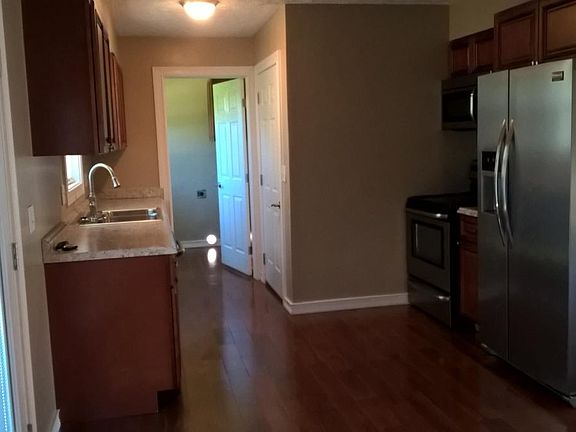 5th image of 8039 Shelby St