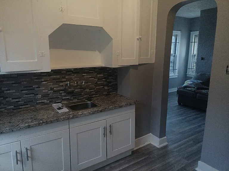 4844 Gray St #C — Photo 8