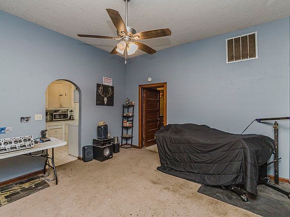 5th image of 314 S Jennings Ave