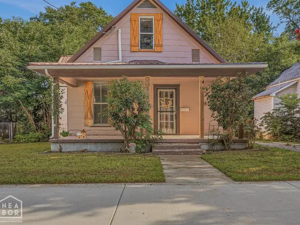624 W Jefferson Ave, Mammoth Spring, AR 72401