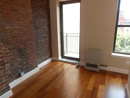 Rented by Town Residential | media 30