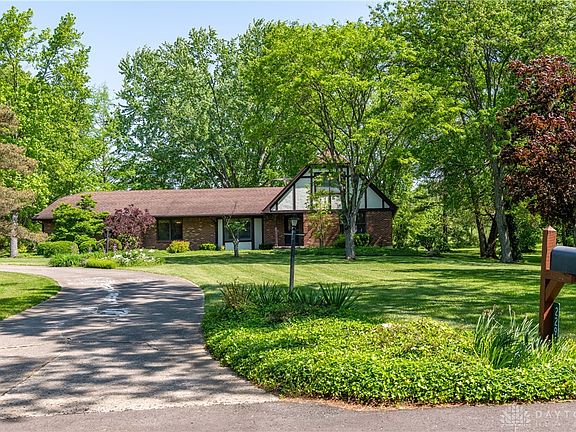 2nd image of 2295 Sleepy Hollow Ln