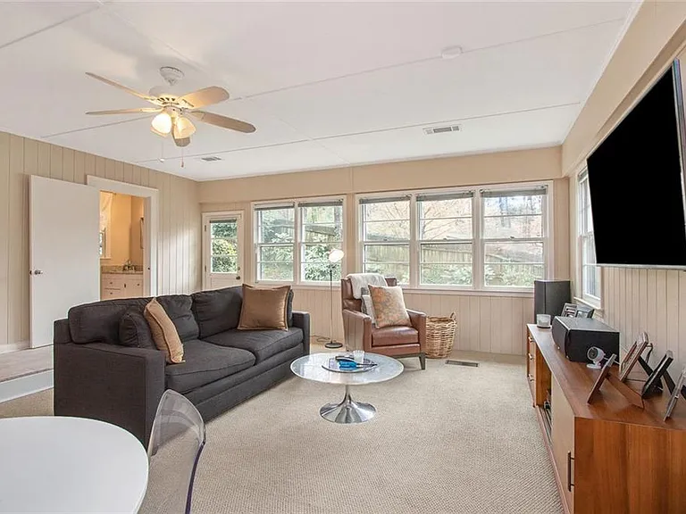 3873 Land O Lakes Dr NE — Photo 19