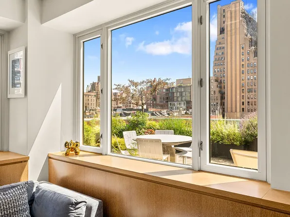 305 W 16th St APT 6D, New York, NY 10011