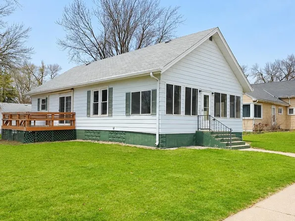 161 S 2nd Ave W, Hartley, IA 51346