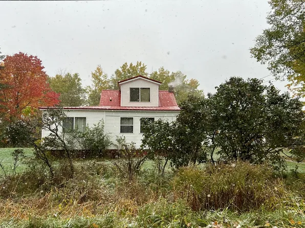 21244 W Glen St, Reed City, MI 49677