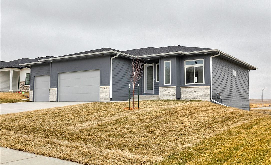 2896 NW Brookside Dr, Grimes, IA 50111 Zillow