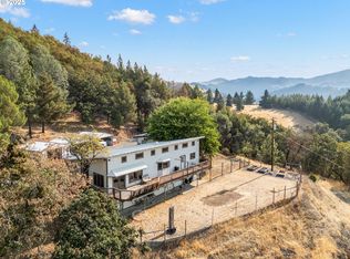 599 Horizon Ln, Myrtle Creek, OR 97457