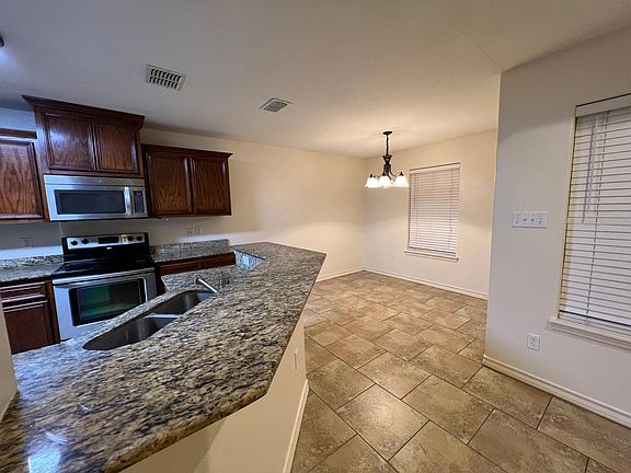 4th image of 3010 Dante Dr