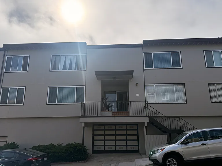 61 Crestline Dr #7 — Photo 1