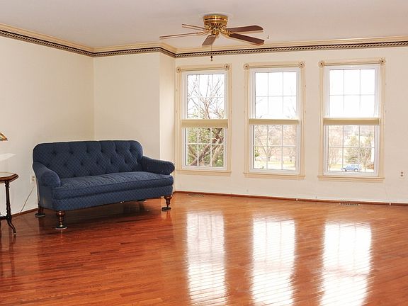 2nd image of 7536 Manigold Ct