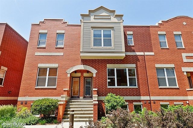 1st image of 3651 W Cornelia Ave Unit D