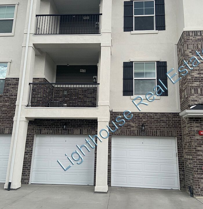 1st image of 13091 S Newbridge Ln #302