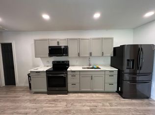 1200 NW 87th St, Miami, FL 33147