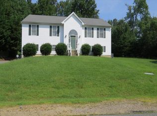 9608 Norwick Ln, Fredericksburg, VA