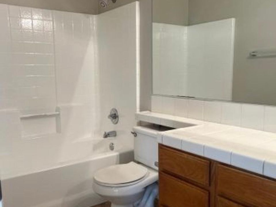 2nd image of 43X Jonnie Way